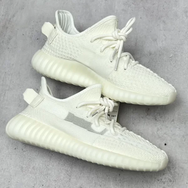 Yeezy shoes - Replica shoes