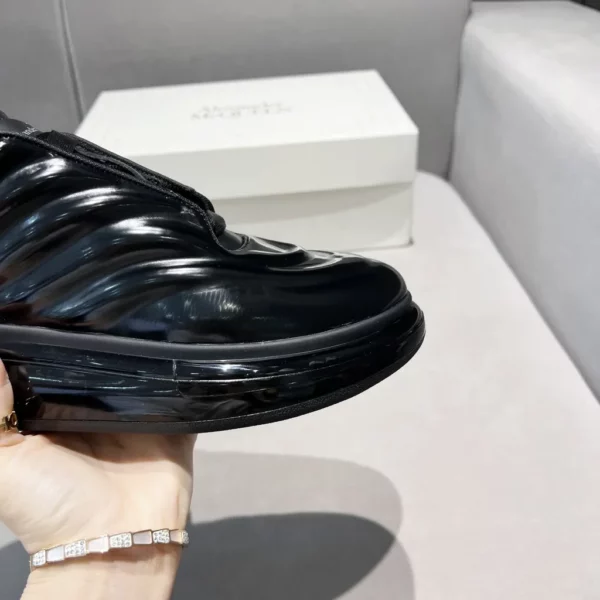 Alexander MCQueen shoes - Replica shoes