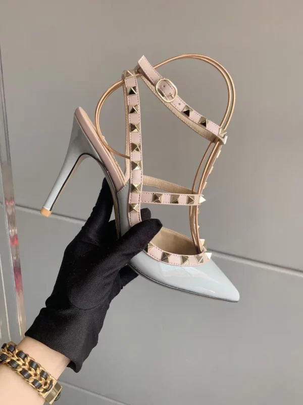 Valentino shoes - Replica shoes