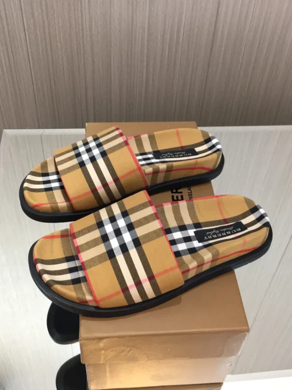 Burberry shoes - rep shoes