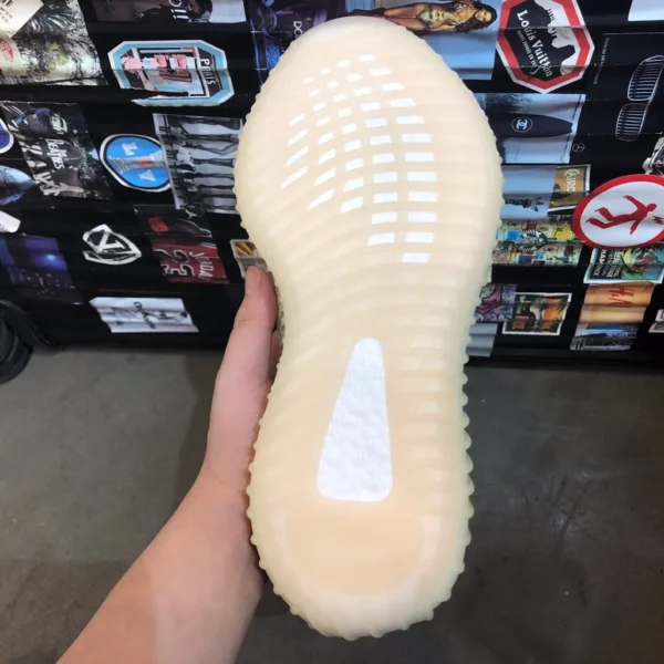 Yeezy shoes - Reps shoes