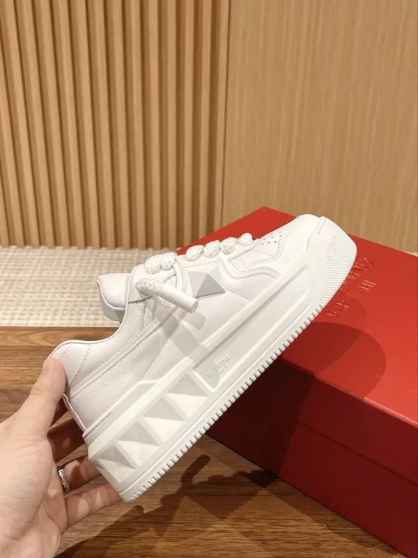 Valentino shoes - rep shoes