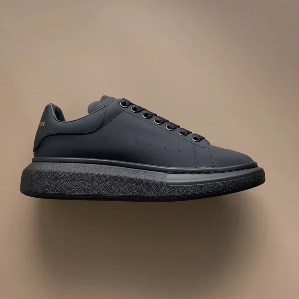 Alexander MCQueen shoes - rep shoes