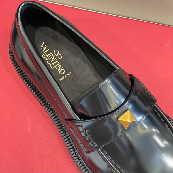 Valentino shoes - Replica shoes