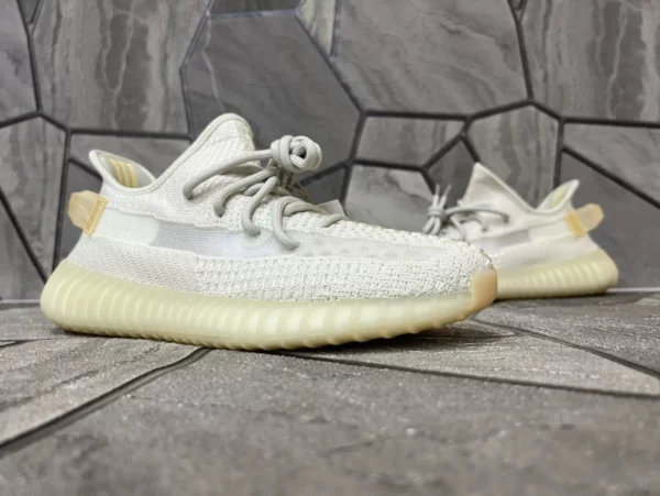 Yeezy shoes - Reps shoes