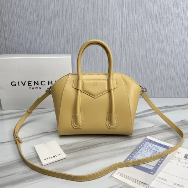 Givenchy bag - rep bags