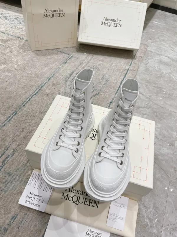 Alexander MCQueen shoes - Replica shoes