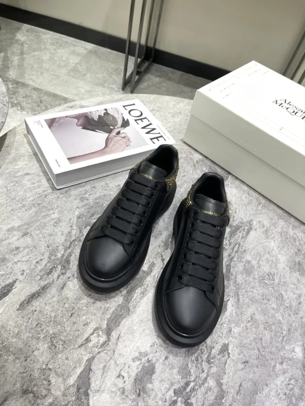 Alexander MCQueen shoes - rep shoes