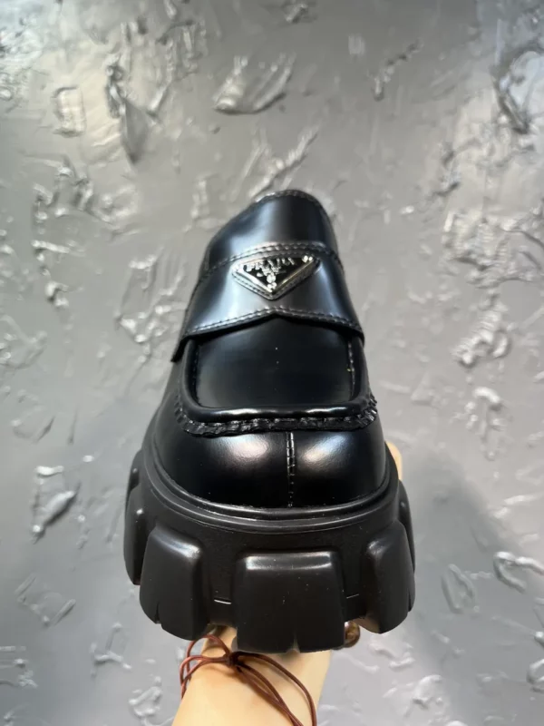 Prada shoes - Replica shoes