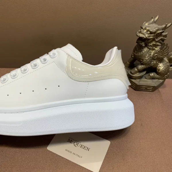 Alexander MCQueen shoes - rep shoes