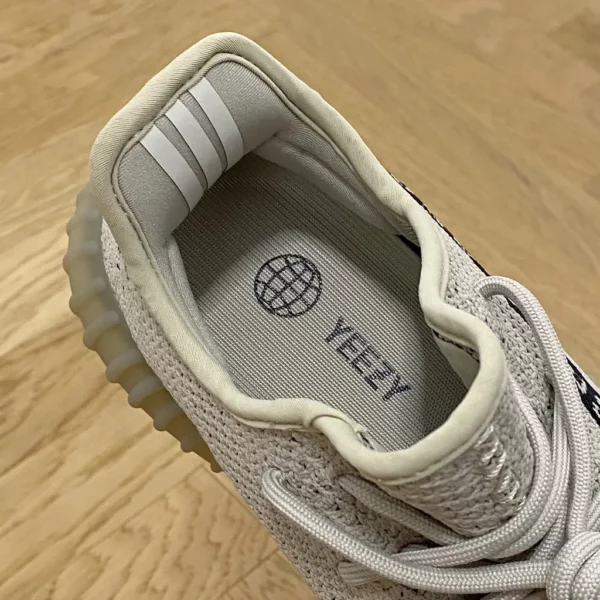 Yeezy shoes - rep shoes