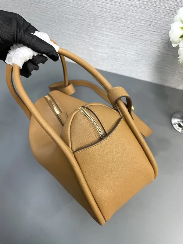 Prada bag - rep bags