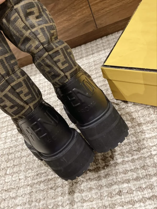 Fendi shoes - Replica shoes