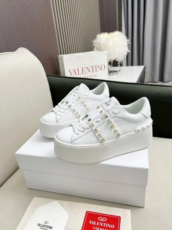 Valentino shoes - Replica shoes