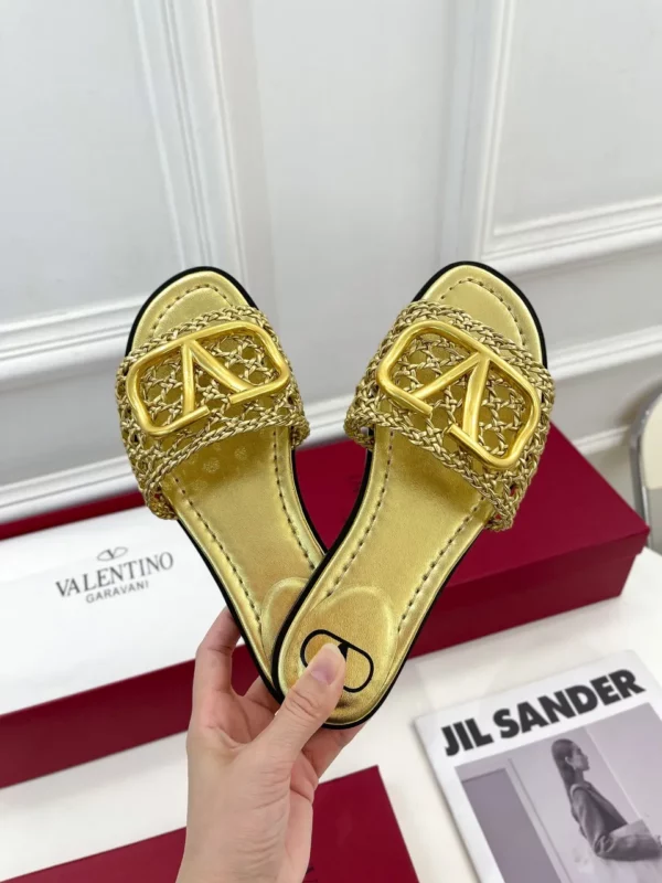 Valentino shoes - Reps shoes