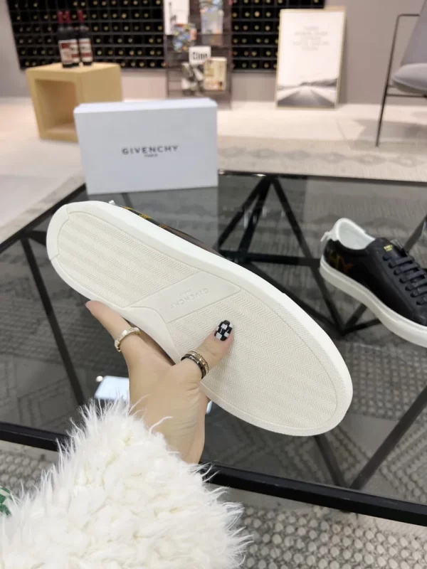 Givenchy shoes - Replica shoes