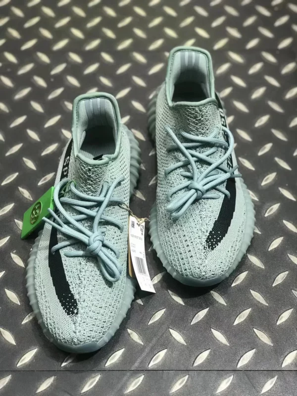 Yeezy shoes - Replica shoes