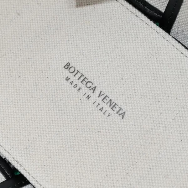 Bottega Veneta bag - replica bags