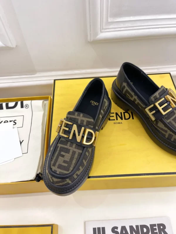 Fendi shoes - Replica shoes