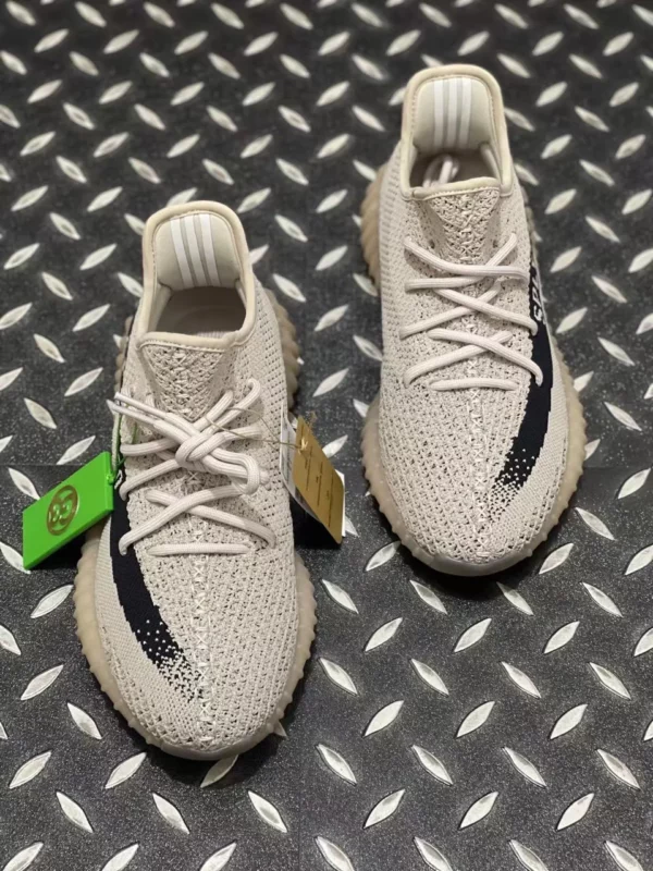 Yeezy shoes - rep shoes