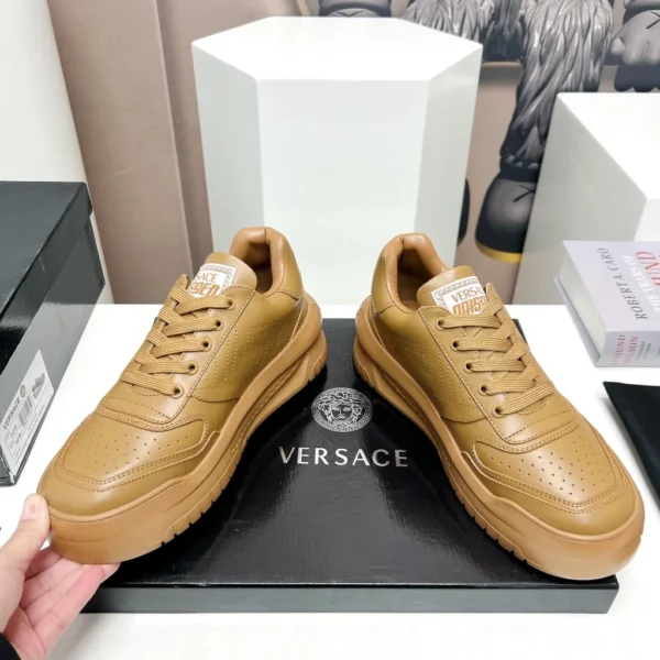 Versace shoes - rep shoes