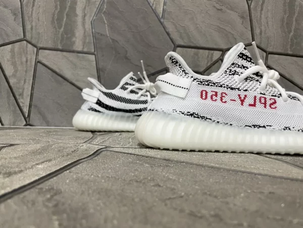 Yeezy shoes - rep shoes