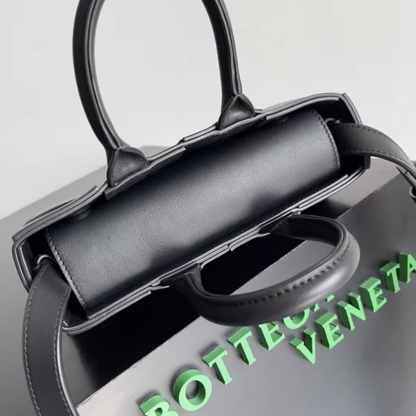 Bottega Veneta bag - replica bags