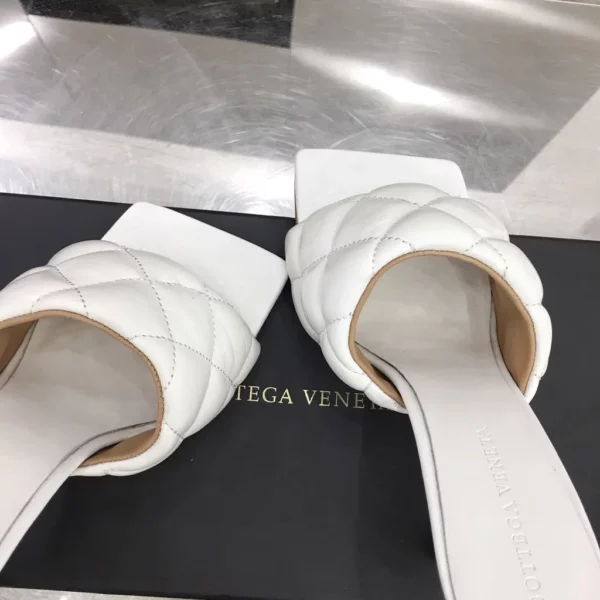 Bottega Veneta shoes - rep shoes