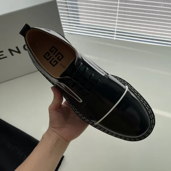 Givenchy shoes - Reps shoes