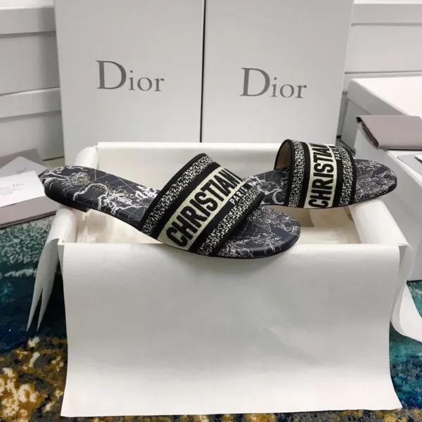 Dior shoes - Reps shoes