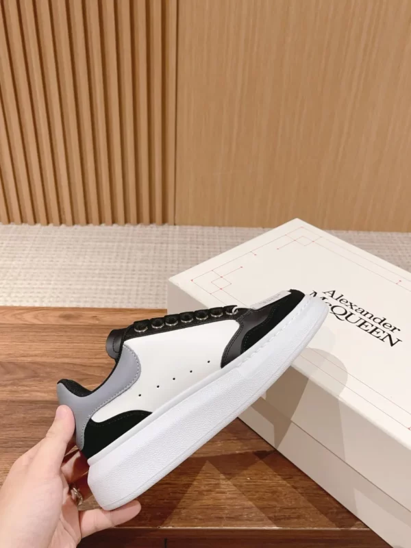 Alexander MCQueen shoes - rep shoes