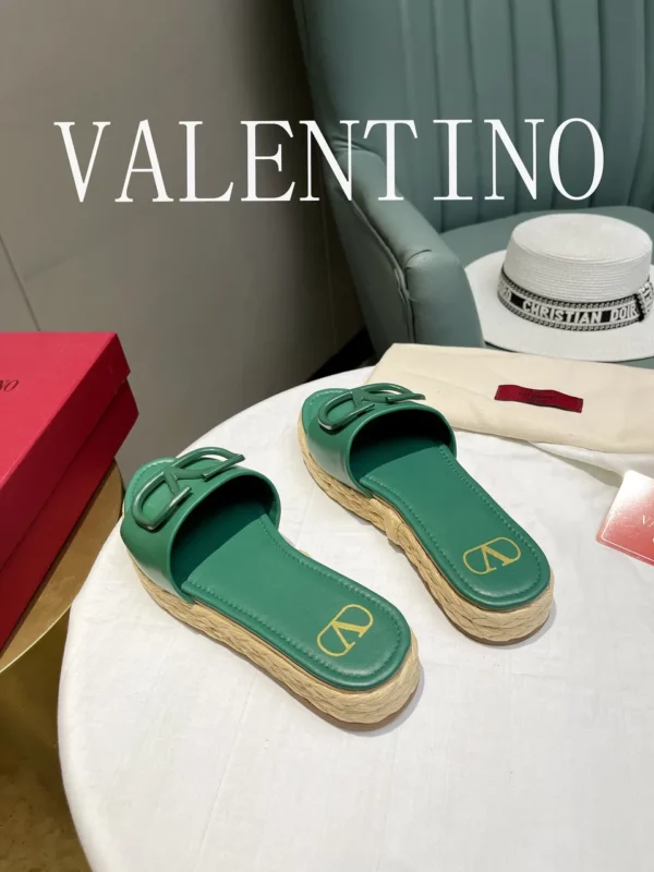 Valentino shoes - Replica shoes