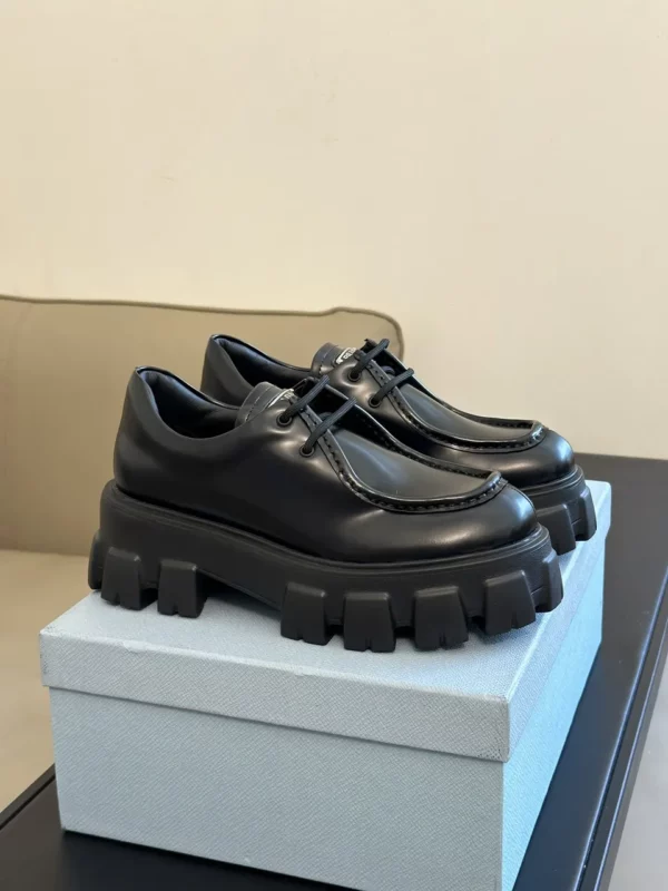 Prada shoes - Replica shoes