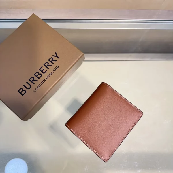 Burberry bag - rep bags