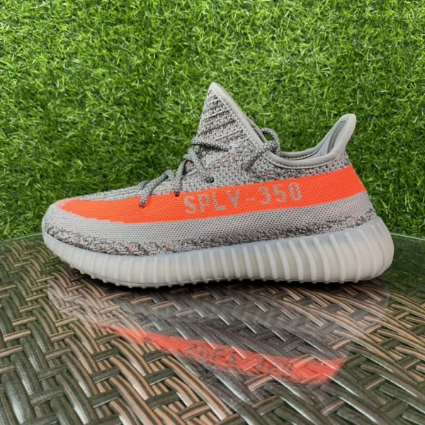 Yeezy shoes - rep shoes