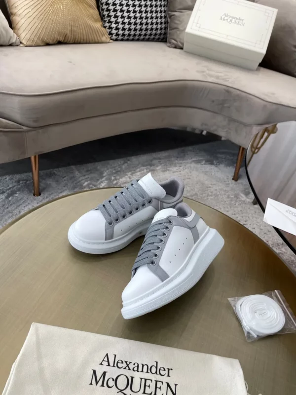 Alexander MCQueen shoes - rep shoes