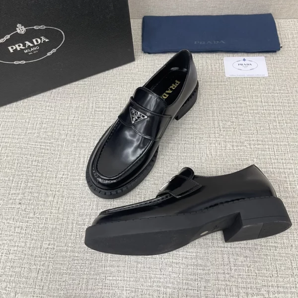 Prada shoes - Replica shoes