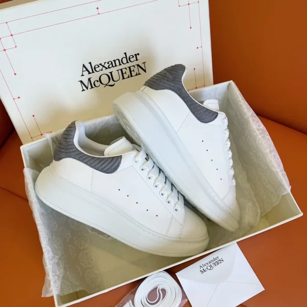 Alexander MCQueen shoes - rep shoes