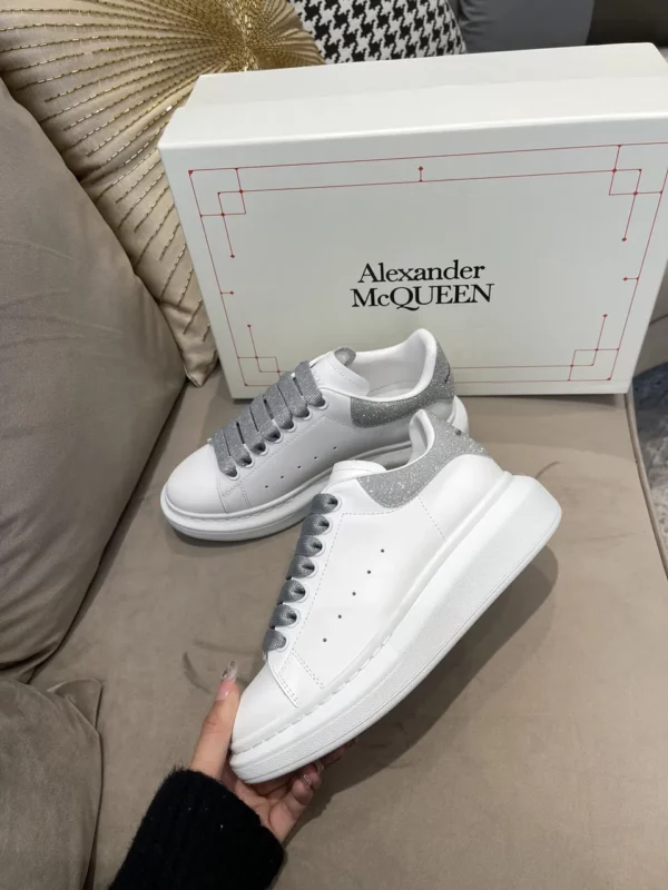 Alexander MCQueen shoes - Reps shoes