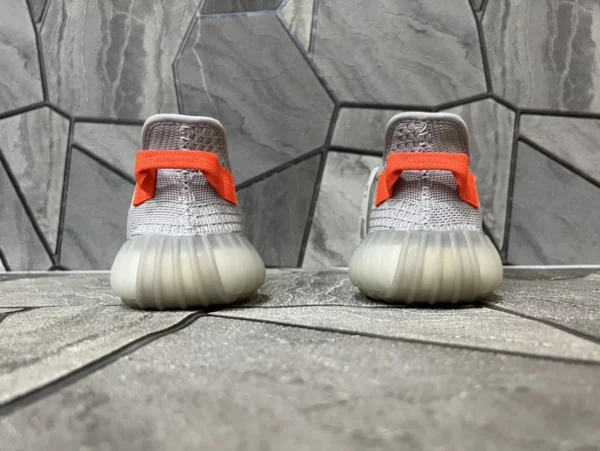 Yeezy shoes - Reps shoes