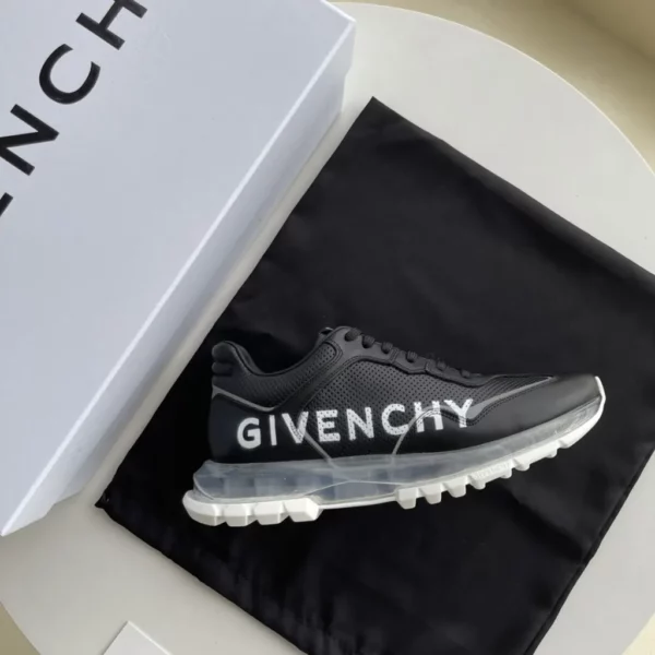 Givenchy shoes - Replica shoes