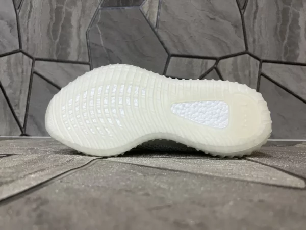 Yeezy shoes - Replica shoes