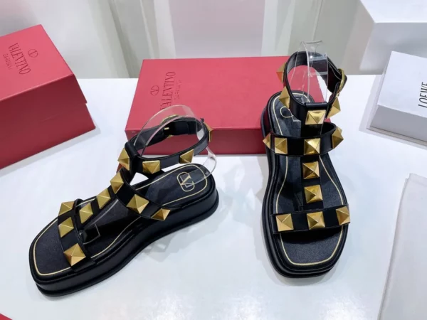 Valentino shoes - rep shoes