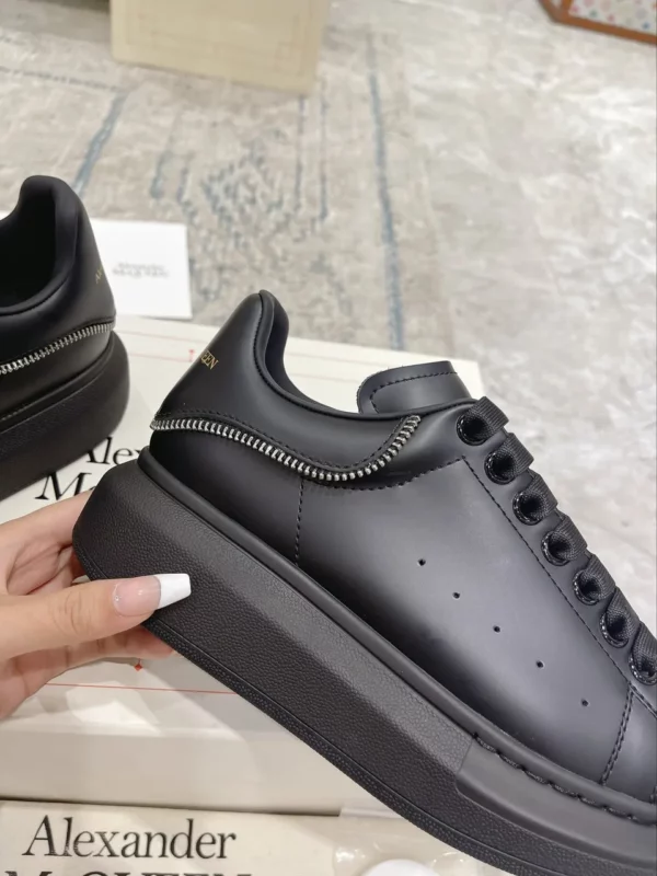 Alexander MCQueen shoes - rep shoes