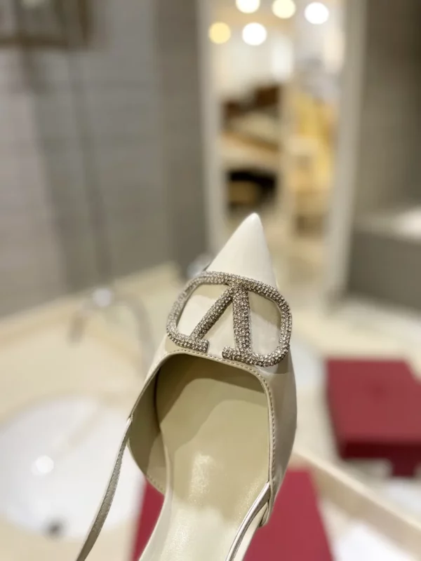 Valentino shoes - Reps shoes