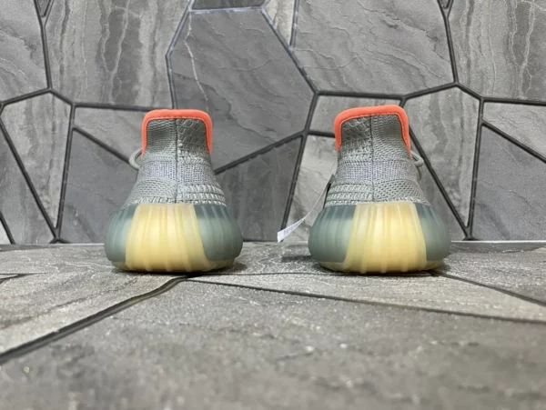 Yeezy shoes - Replica shoes