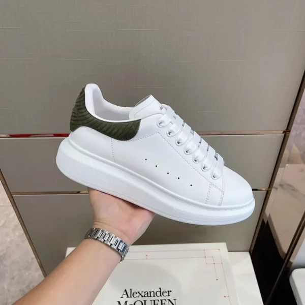 Alexander MCQueen shoes - Replica shoes