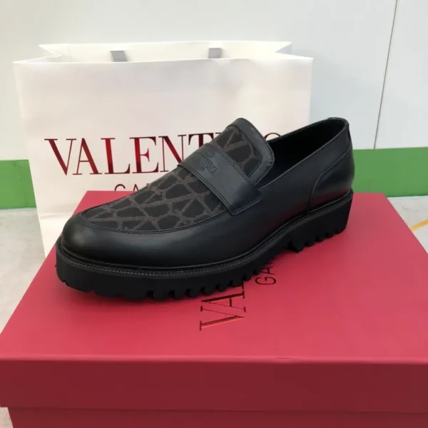 Valentino shoes - rep shoes