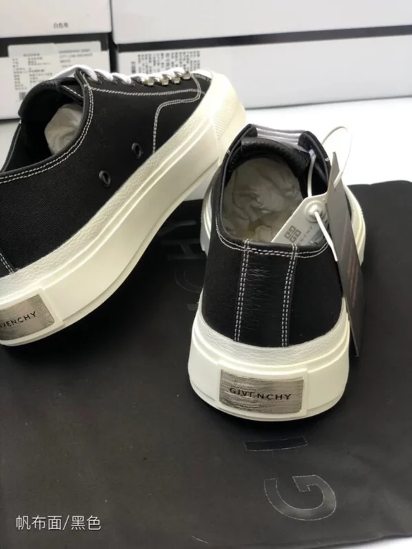 Givenchy shoes - Replica shoes