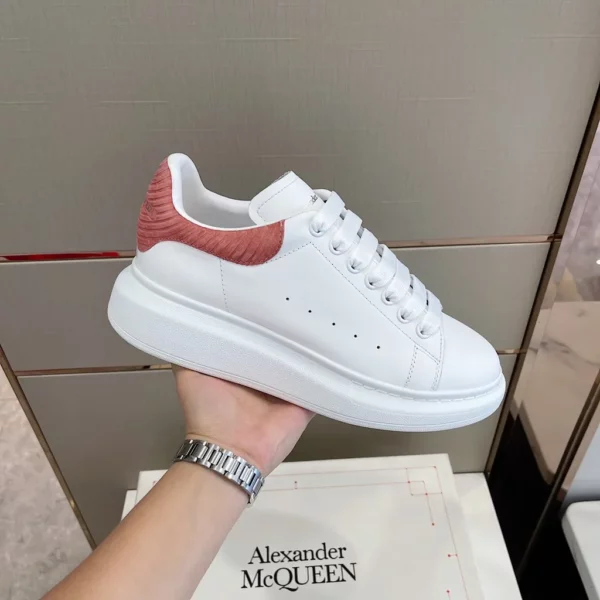 Alexander MCQueen shoes - rep shoes